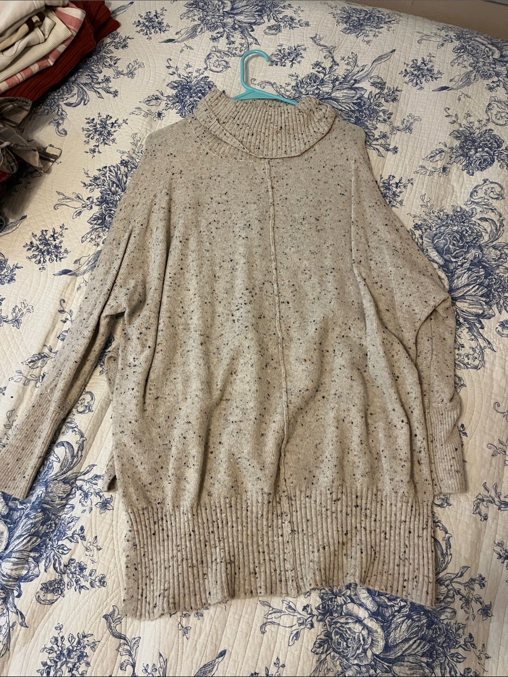 Jessica Simpson Cream Speckled Turtle Neck Sweater